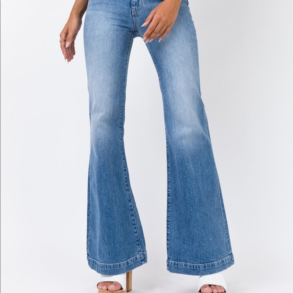 Princess Polly East Coast Flare Jeans Denim